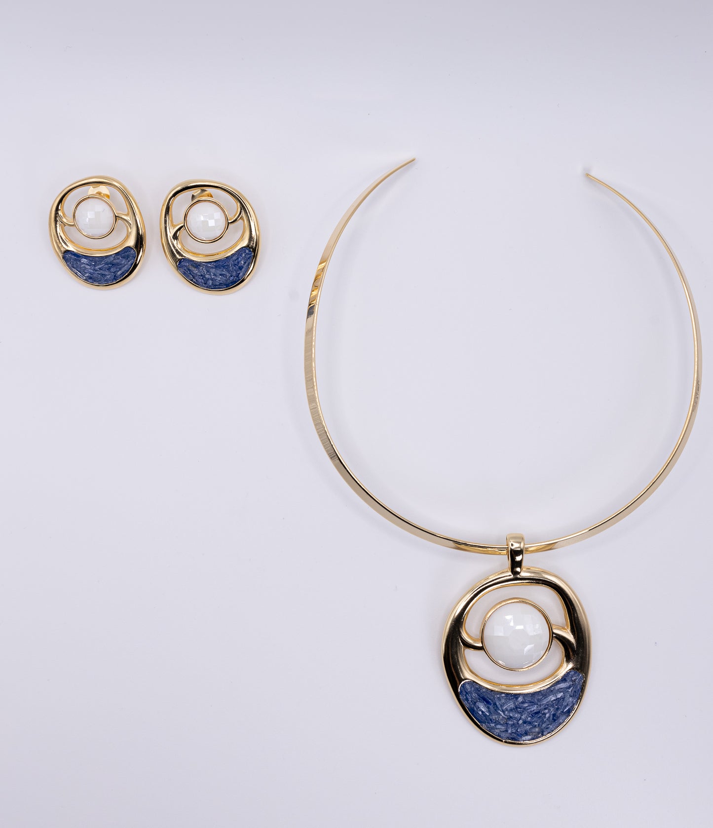 Set orecchini e collana