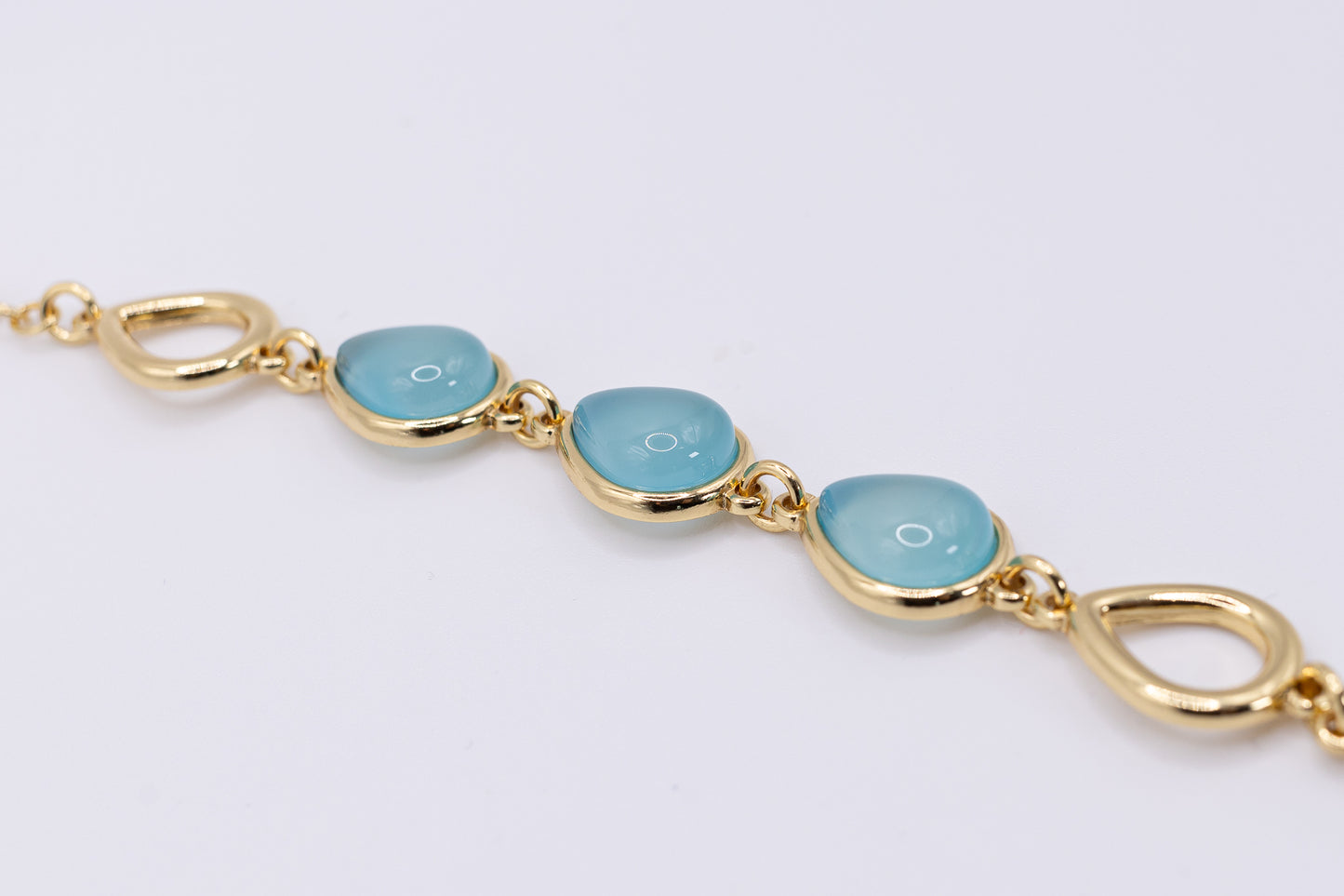 Bracciale con effetto perlato