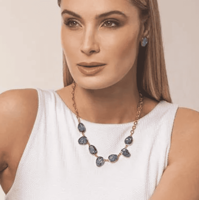 Set orecchini e collana placcati oro